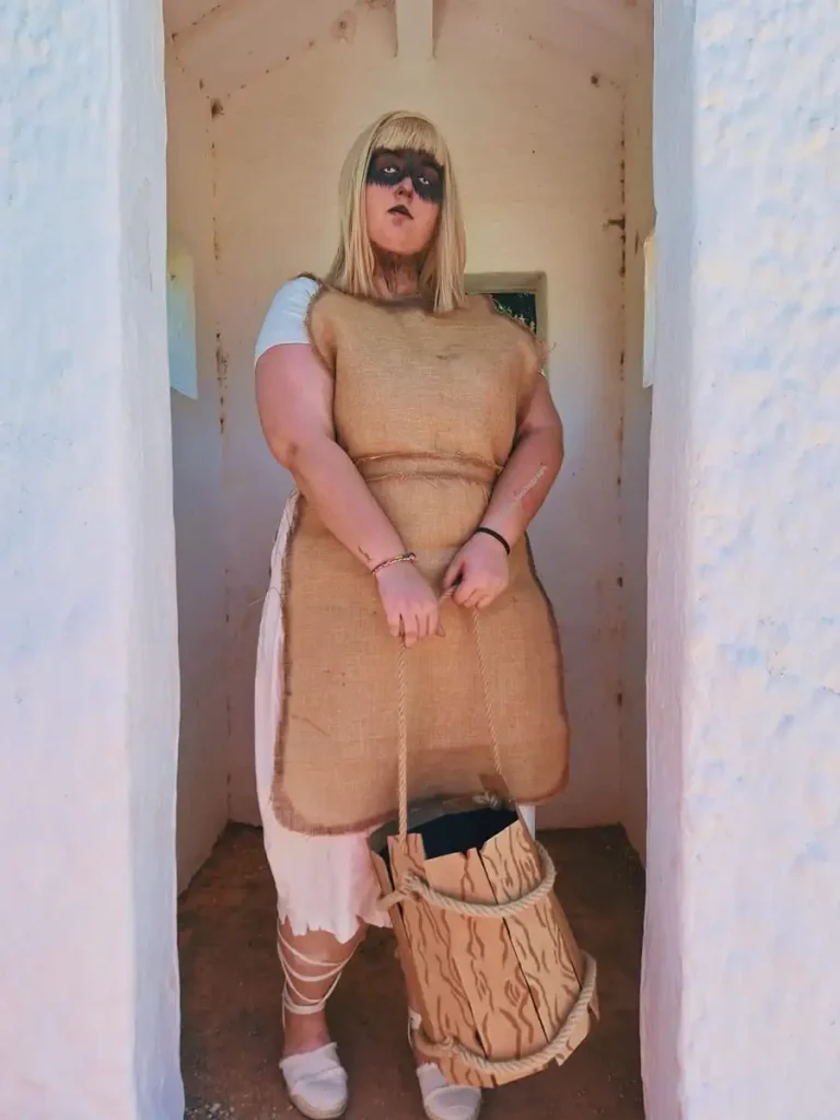 Ymir Fritz (Shingeki No Kyojin) - Kookie - Fotografía por noeko_cosplay / Edición por Kookie