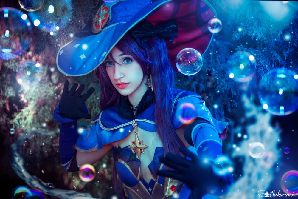 Mona (Genshin Impact) – Fotografía por Sakurami Photography