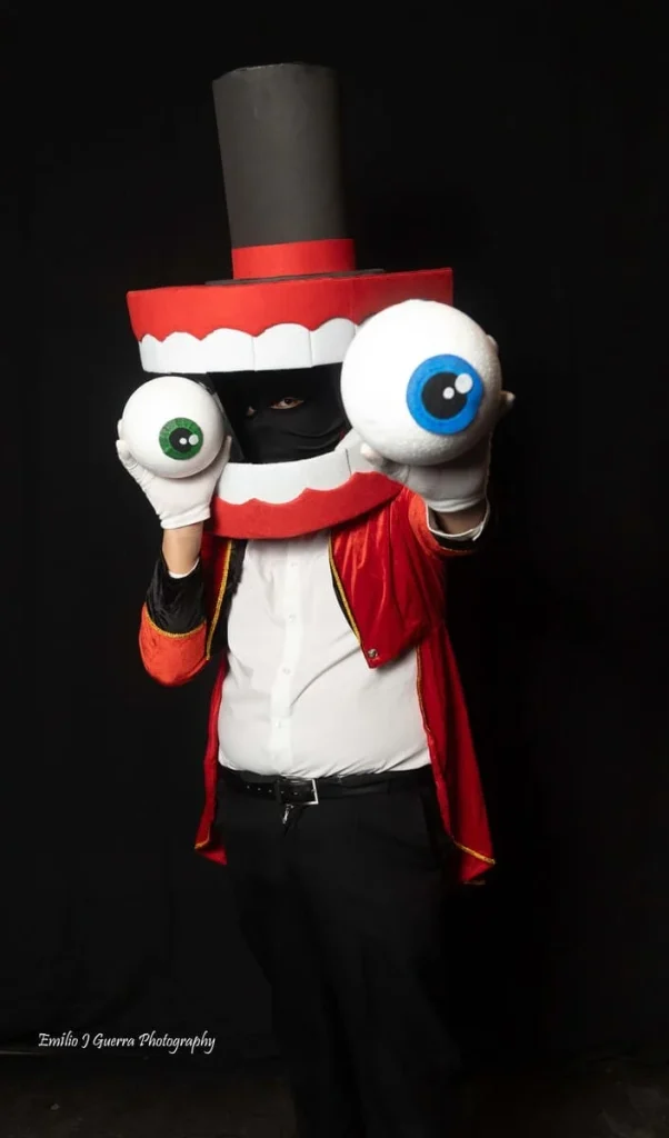 Caine (The Amazing Digital Circus) – Fotografía por Emilio José Guerra