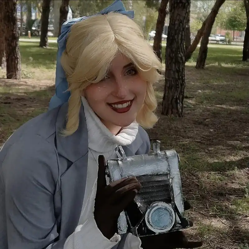 Alice DeRoss (Identity V) - Paula