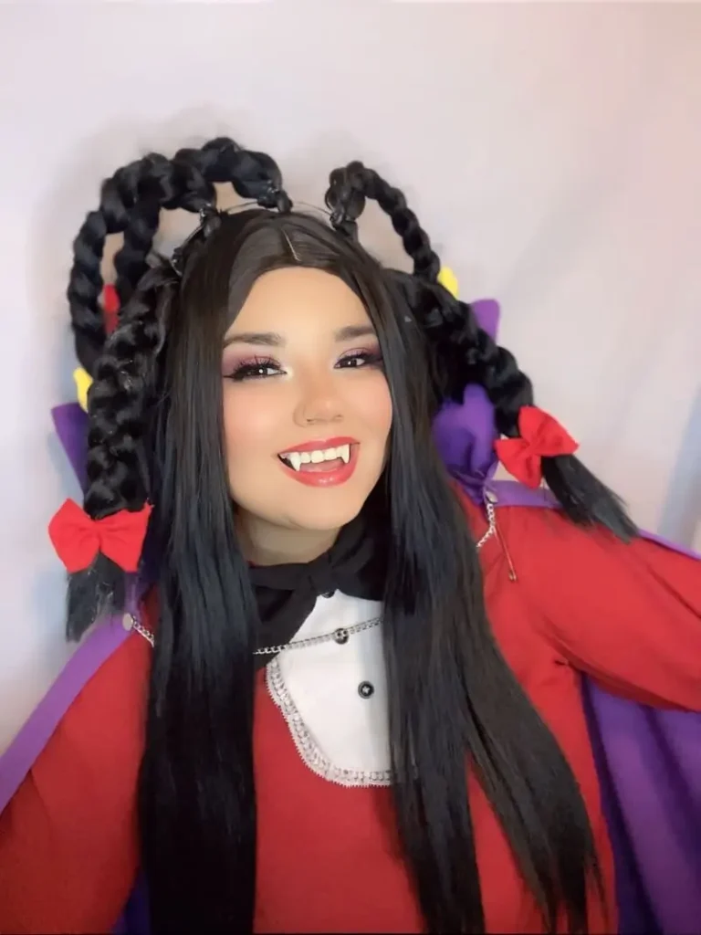 Mona Parker (Mona la Vampira)