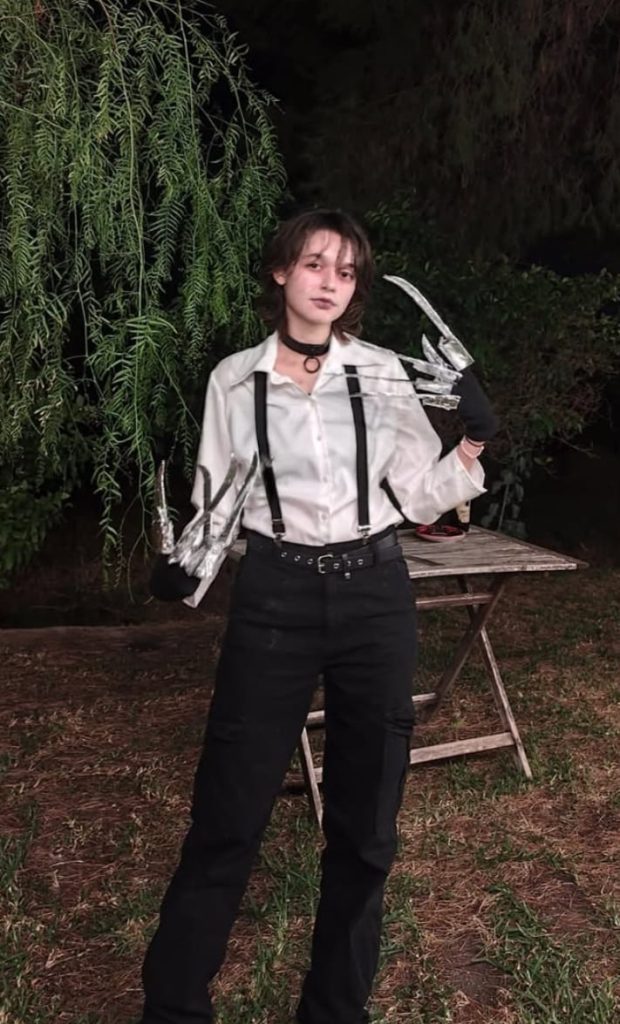 Eduardo Manostijera (Eduardo Scissorhands) - Fotografía por Harmoni Cosplay y edición propia