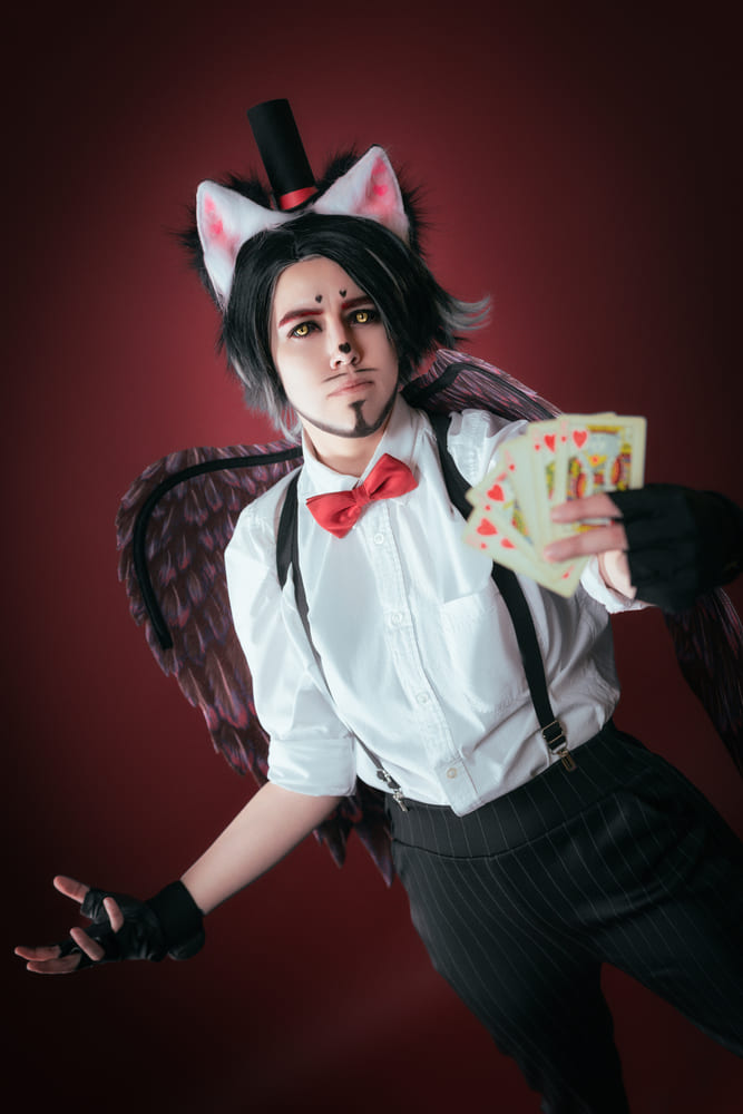 Husk (Hazbin Hotel) - Romo Cosplay - Fotografía por Renteria Sama