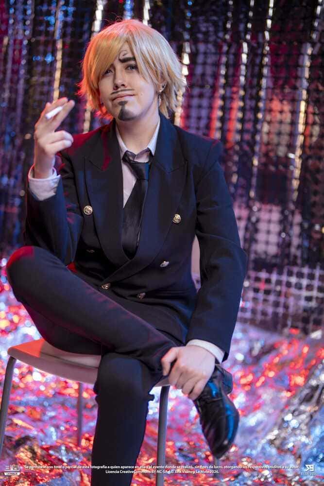 Sanji (One Piece) - Romo Cosplay - Fotografía por Reenfoque