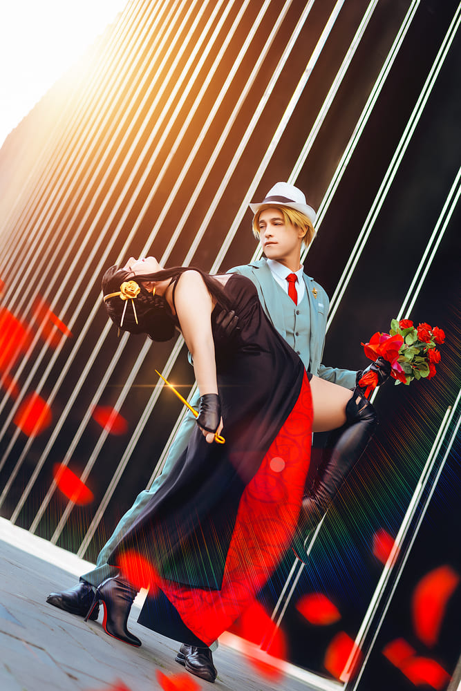 Loid Forger (Spy × Family) - Epsyn - Fotografía por Vane Pujol · Con Nyuxperience como Yor Forger