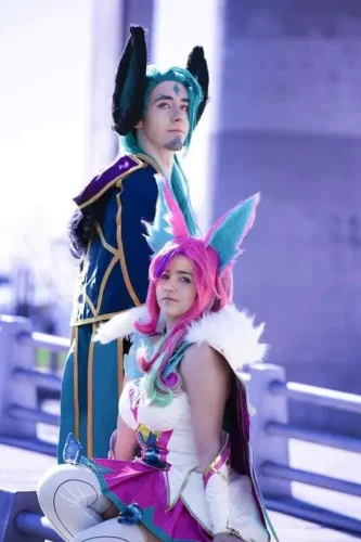 Rakan y Xayah (League of Legends) - Hunter – Fotografía y edición por Ika Photography · Xayah por Suiko Cosplay